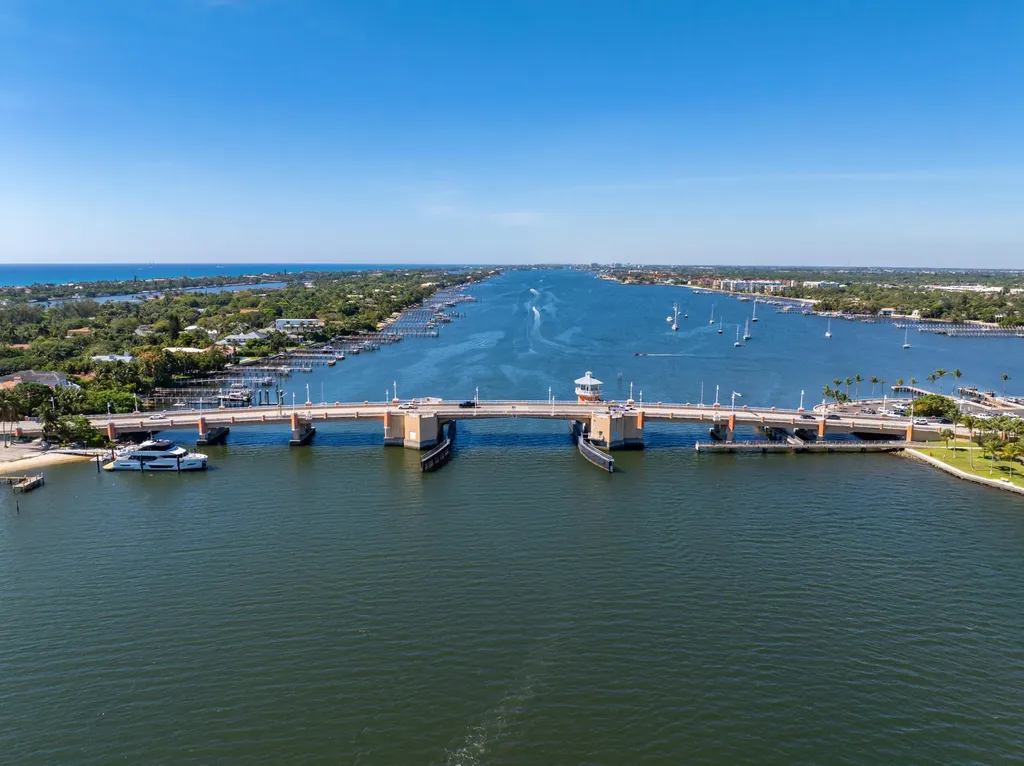 4001 S Ocean Boulevard South Palm Beach FL 33480