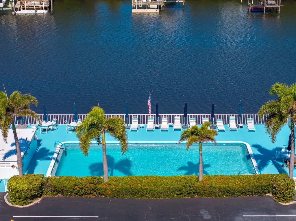 4001 S Ocean Boulevard South Palm Beach FL 33480
