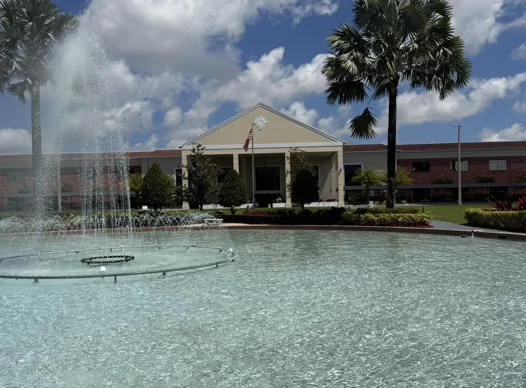 412 Brighton J Boca Raton FL 33434