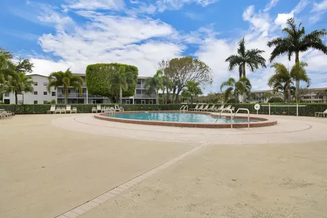 412 Brighton J Boca Raton FL 33434