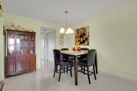 412 Brighton J Boca Raton FL 33434
