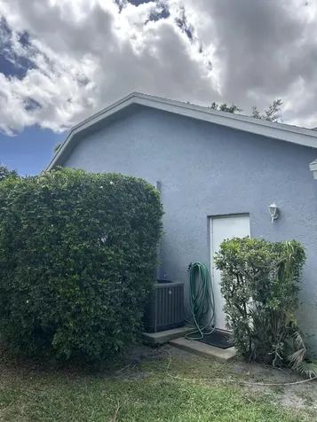5124 NW 42nd Terrace Coconut Creek FL 33073
