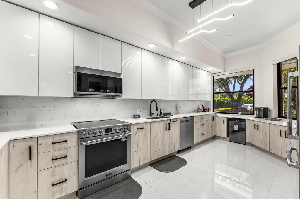 17541 Ashbourne Lane Boca Raton FL 33496