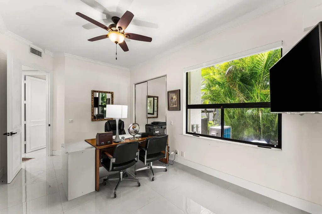 17541 Ashbourne Lane Boca Raton FL 33496