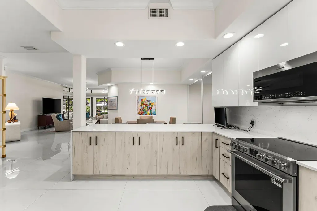 17541 Ashbourne Lane Boca Raton FL 33496