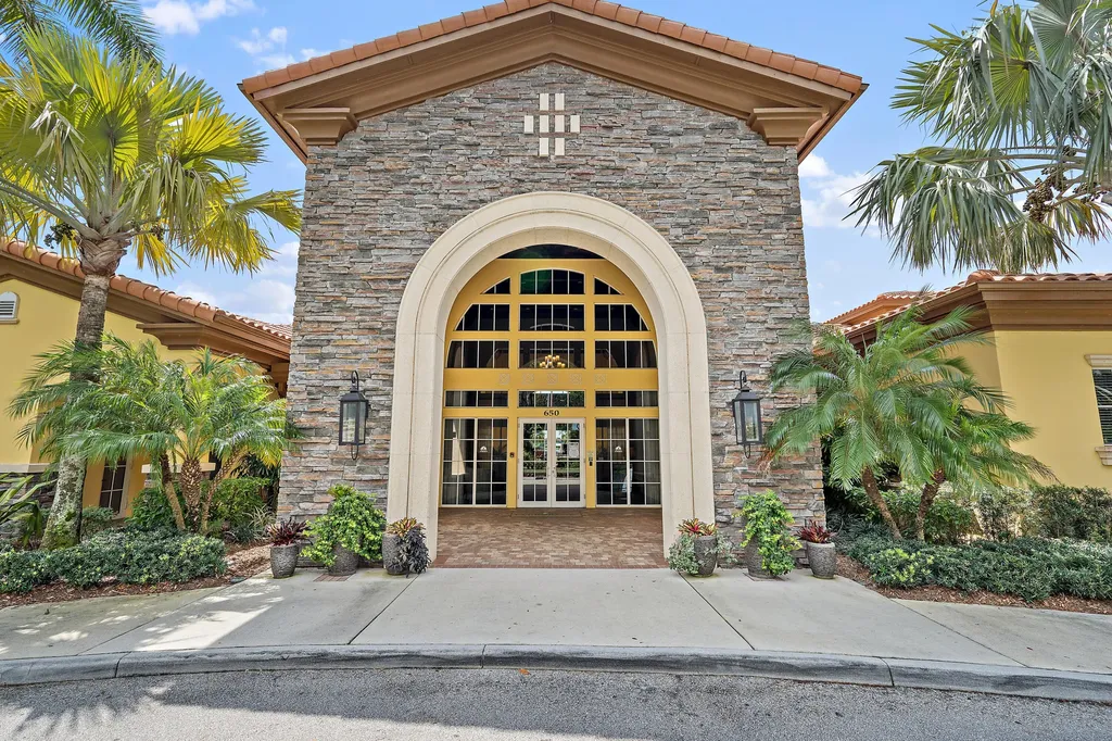2020 Graden Drive Palm Beach Gardens FL 33410
