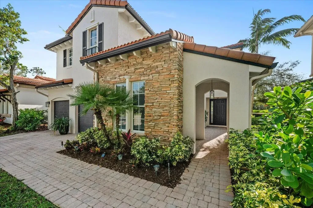 2020 Graden Drive Palm Beach Gardens FL 33410
