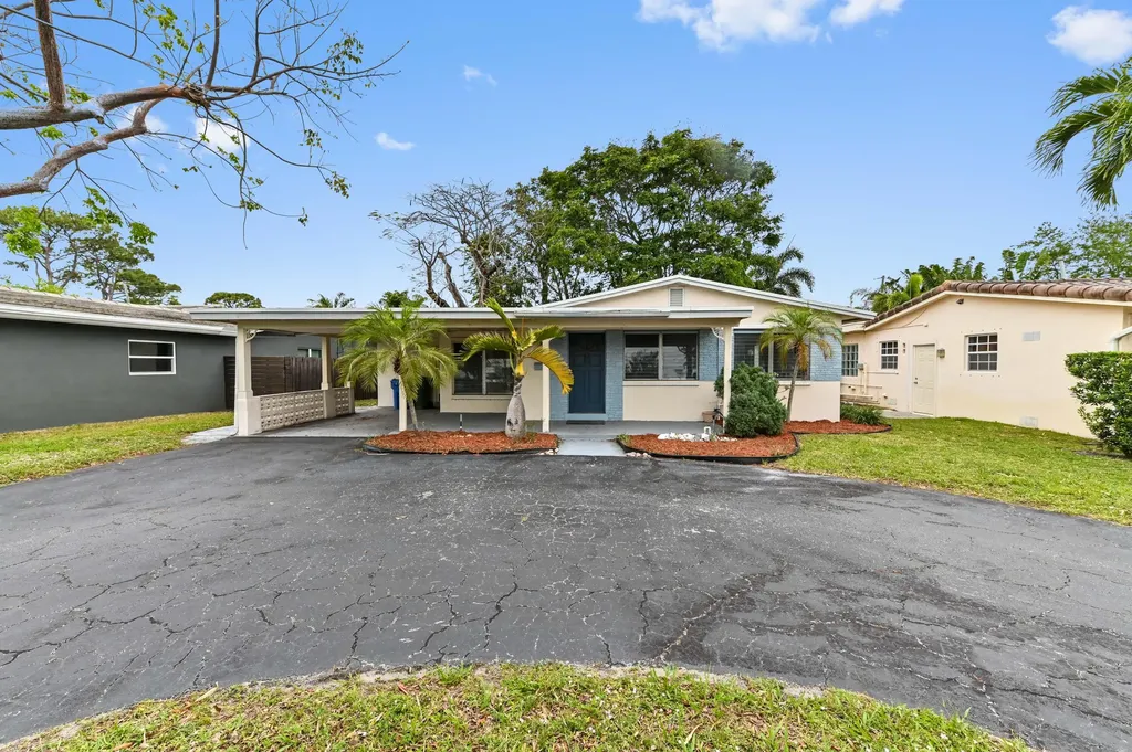 1727 NE 37th Street Oakland Park FL 33334