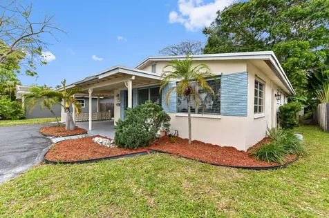 1727 NE 37th Street Oakland Park FL 33334