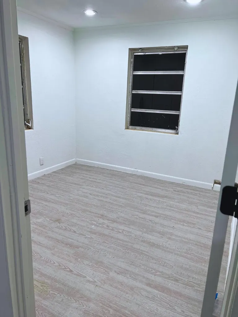 1340 W 33rd Street Riviera Beach FL 33404