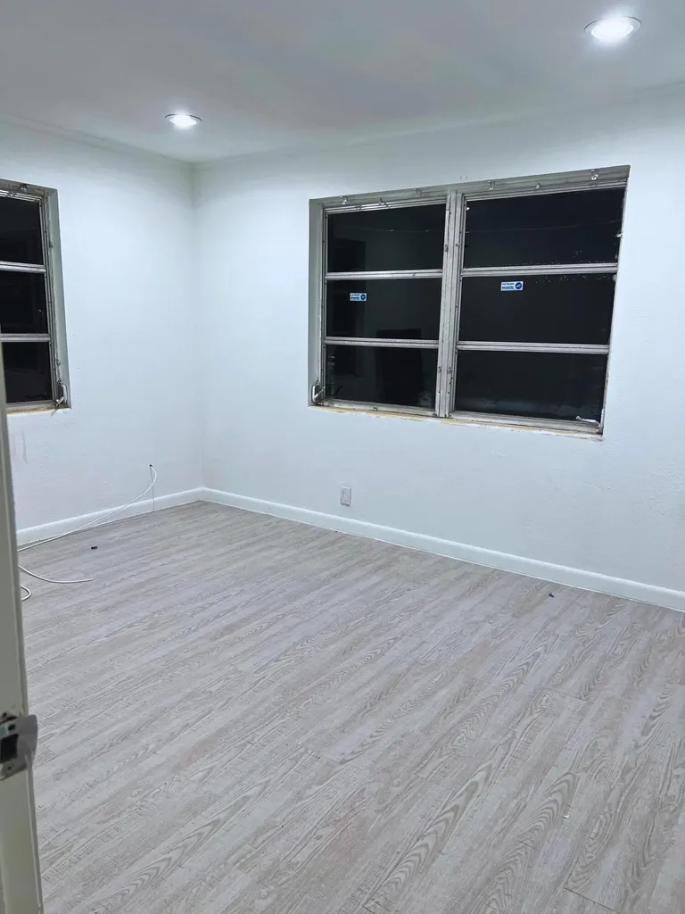 1340 W 33rd Street Riviera Beach FL 33404