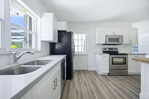 321 E Chaminade Drive Hollywood FL 33021