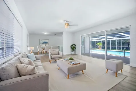 321 E Chaminade Drive Hollywood FL 33021