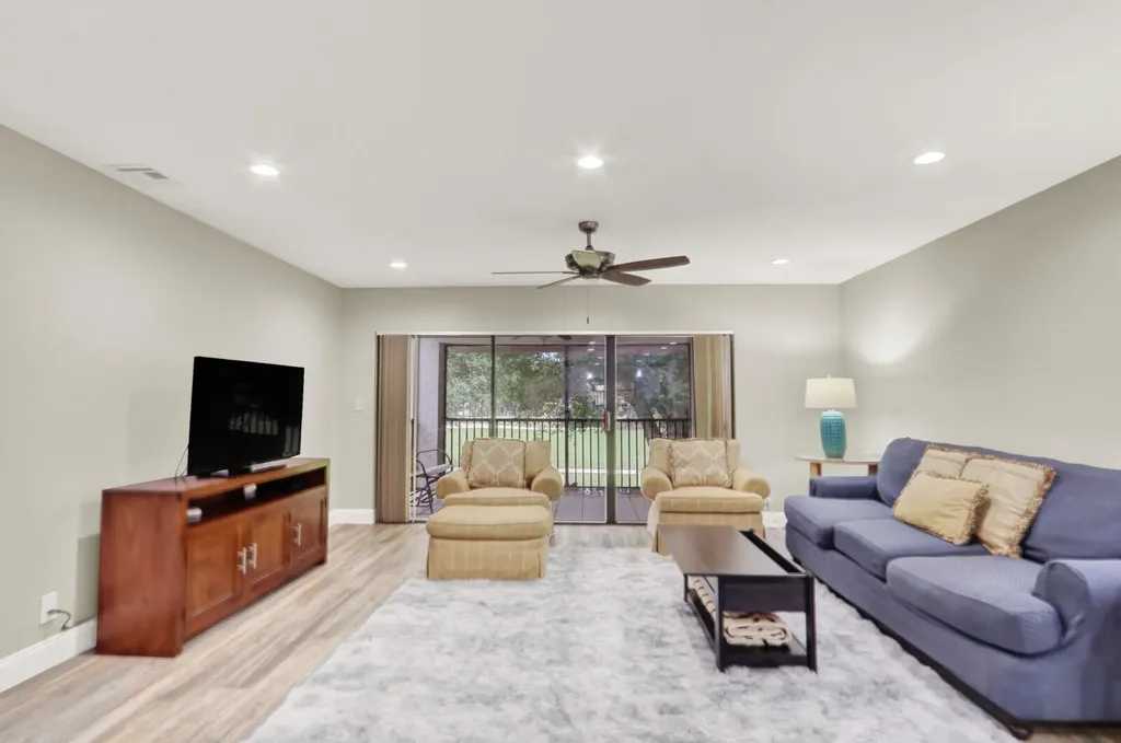 12910 Briarlake Drive Palm Beach Gardens FL 33418