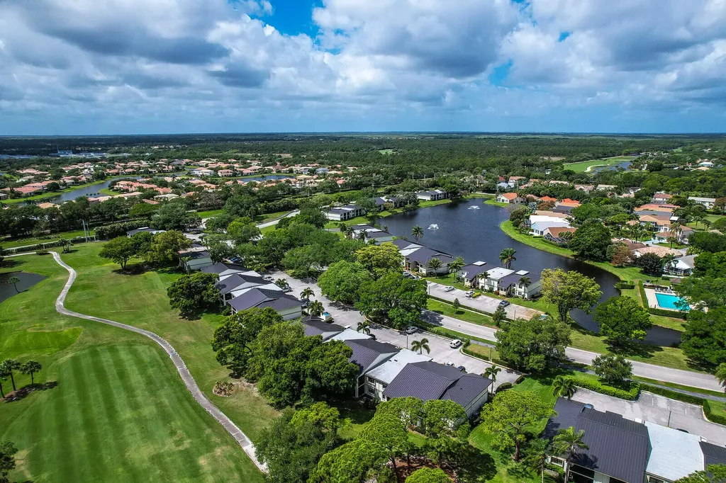 12910 Briarlake Drive Palm Beach Gardens FL 33418