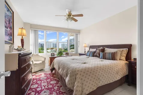 3200 NE 36th Street Fort Lauderdale FL 33308