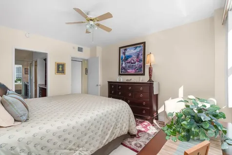 3200 NE 36th Street Fort Lauderdale FL 33308