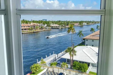 3200 NE 36th Street Fort Lauderdale FL 33308
