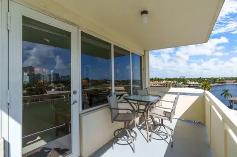 3200 NE 36th Street Fort Lauderdale FL 33308
