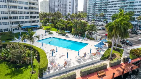 3200 NE 36th Street Fort Lauderdale FL 33308