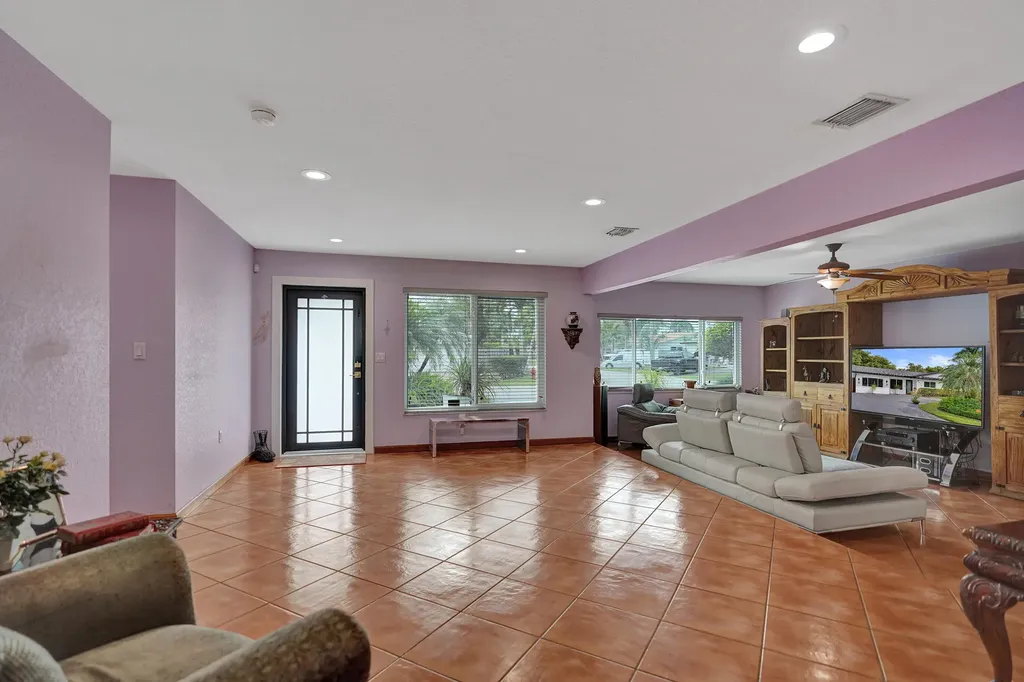 3171 NW 69th Court Fort Lauderdale FL 33309