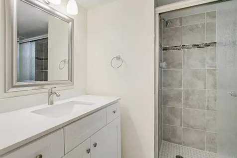 3810 Via Poinciana Greenacres FL 33467