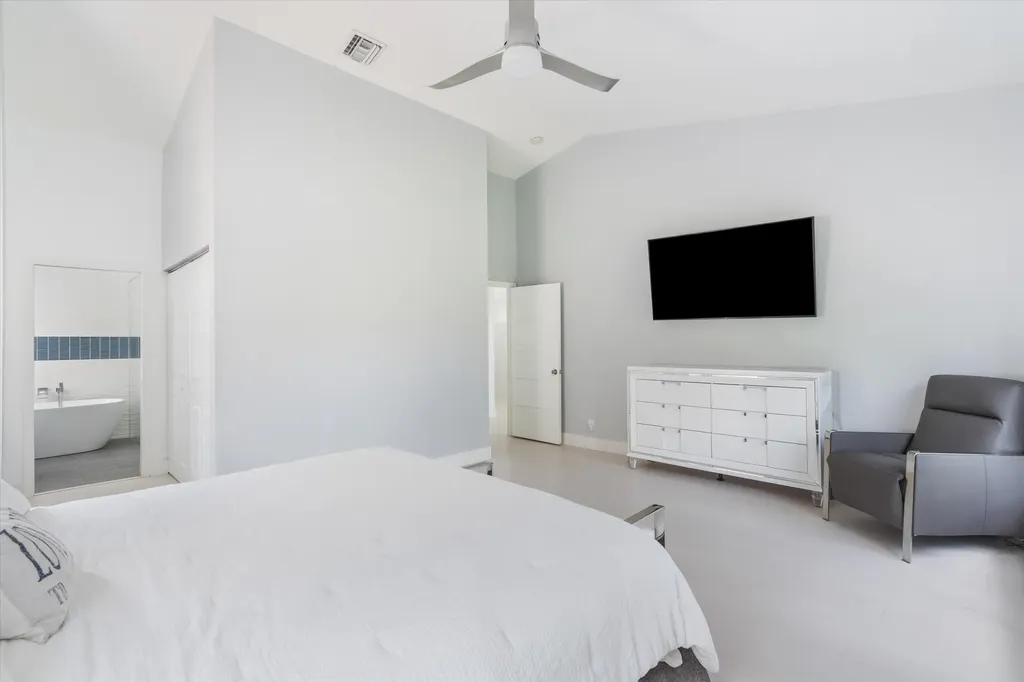 3780 Cypress Lake Drive Lake Worth FL 33467