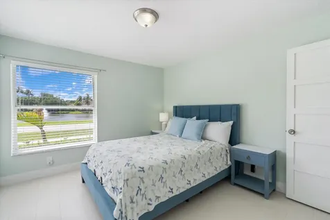 3780 Cypress Lake Drive Lake Worth FL 33467