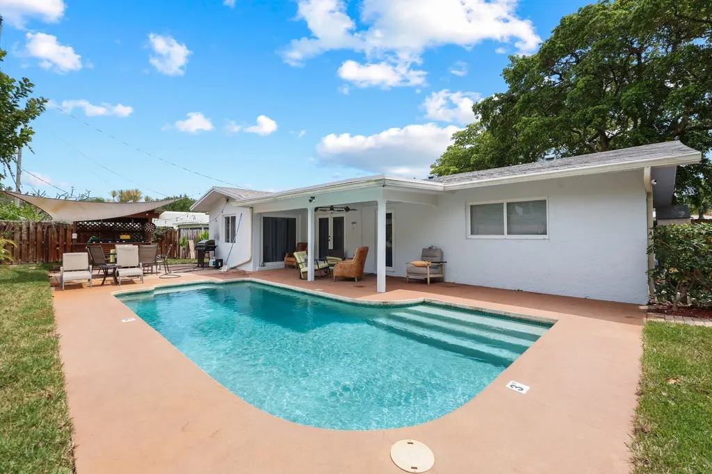 513 Curlew Road Delray Beach FL 33444