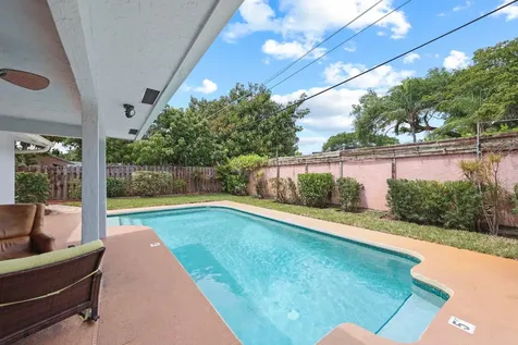 513 Curlew Road Delray Beach FL 33444