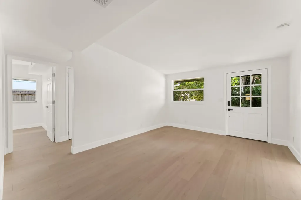 3797 Bahama Road Palm Beach Gardens FL 33410