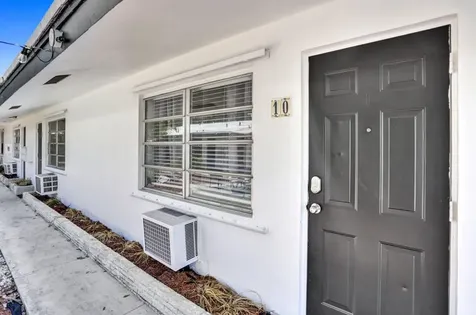 820 NE 16th Avenue Fort Lauderdale FL 33304