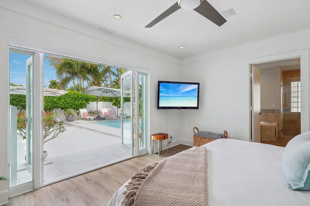 1910 NE 17th Terrace Fort Lauderdale FL 33305