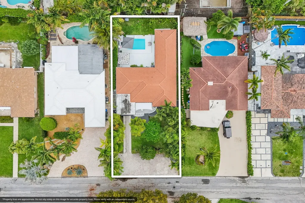 1910 NE 17th Terrace Fort Lauderdale FL 33305