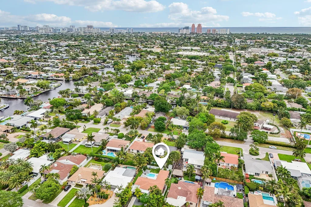 1910 NE 17th Terrace Fort Lauderdale FL 33305