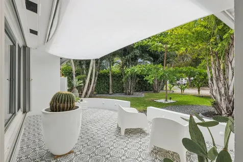 1910 NE 17th Terrace Fort Lauderdale FL 33305