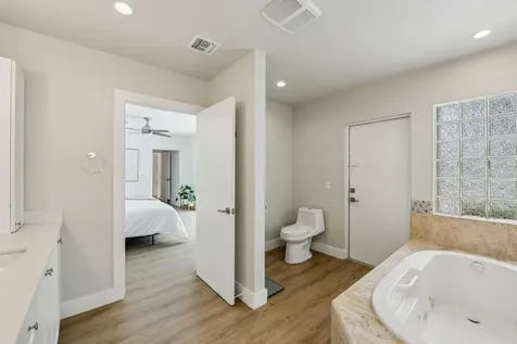 1910 NE 17th Terrace Fort Lauderdale FL 33305