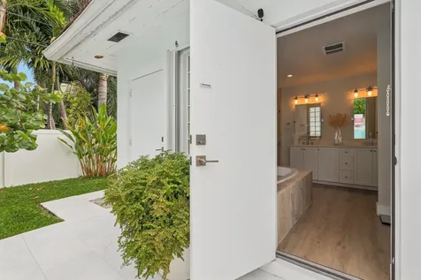 1910 NE 17th Terrace Fort Lauderdale FL 33305