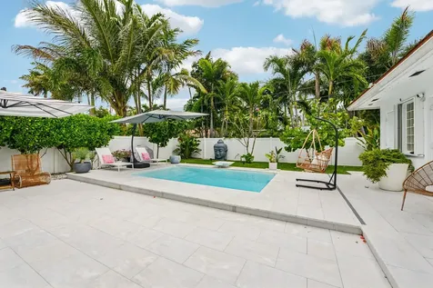 1910 NE 17th Terrace Fort Lauderdale FL 33305