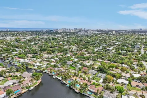 1910 NE 17th Terrace Fort Lauderdale FL 33305