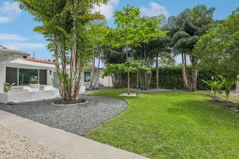 1910 NE 17th Terrace Fort Lauderdale FL 33305