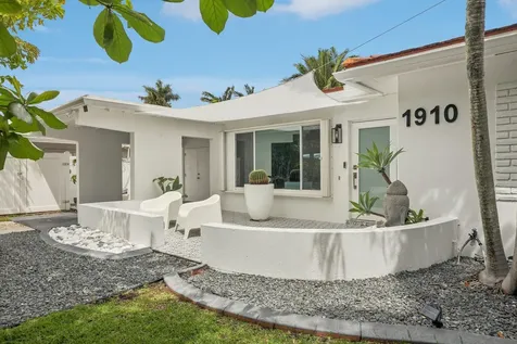 1910 NE 17th Terrace Fort Lauderdale FL 33305