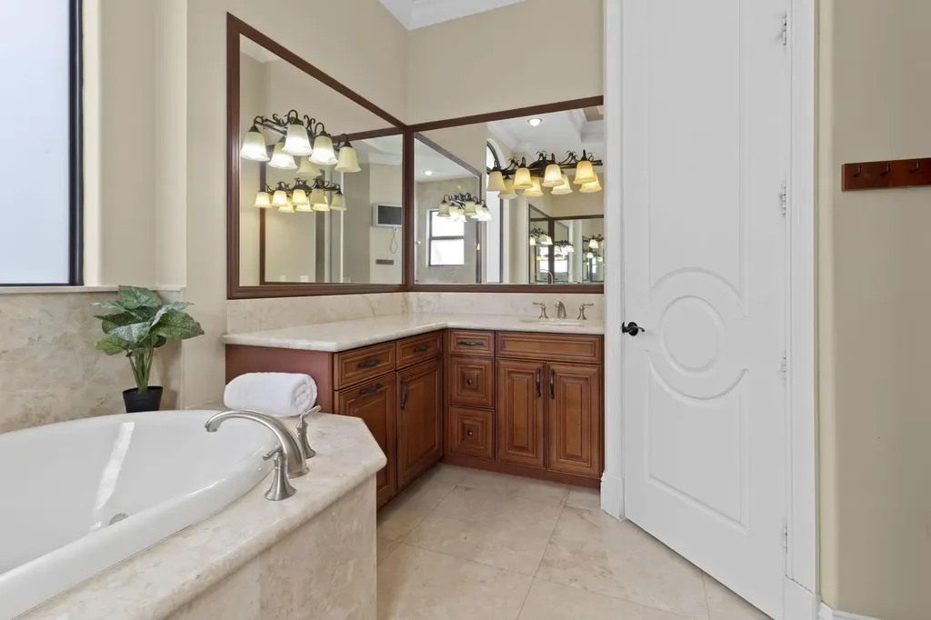 4190 Gleneagles Drive Boynton Beach FL 33436