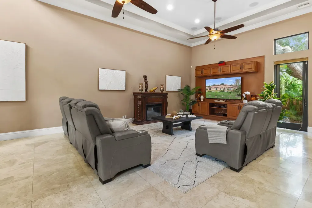 4190 Gleneagles Drive Boynton Beach FL 33436
