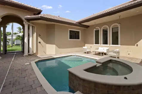 4190 Gleneagles Drive Boynton Beach FL 33436