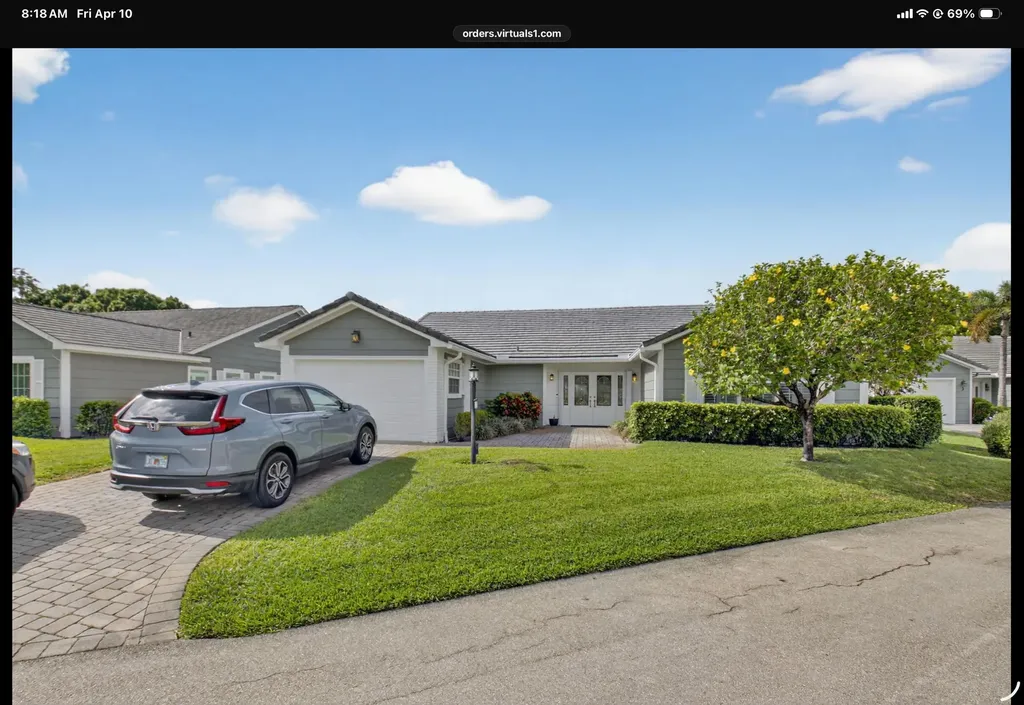 2 Holly Drive Boynton Beach FL 33436