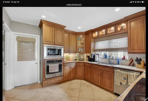 2 Holly Drive Boynton Beach FL 33436