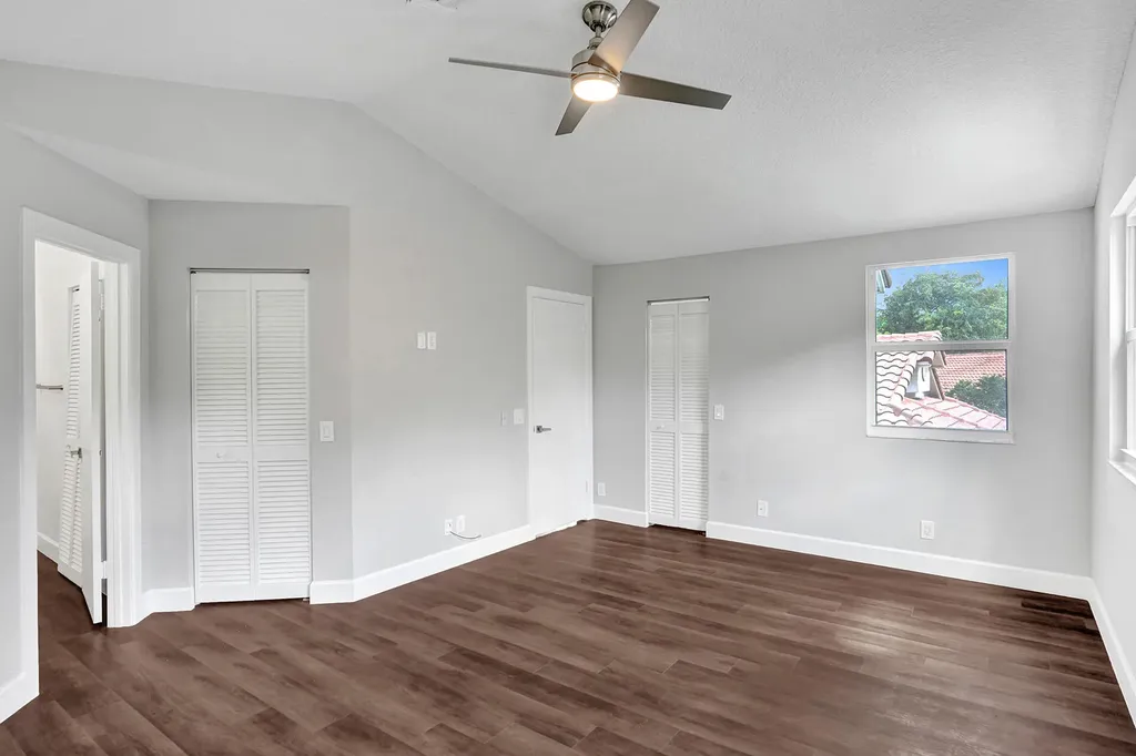 9821 NW 5th Place Plantation FL 33324
