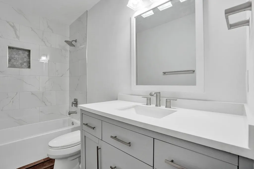 9821 NW 5th Place Plantation FL 33324
