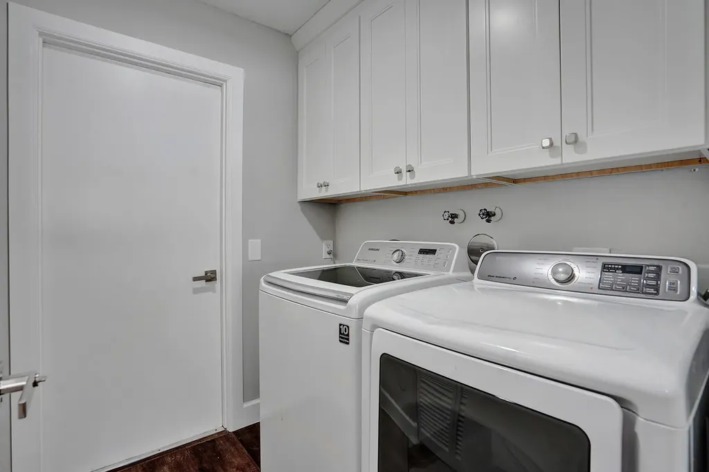 9821 NW 5th Place Plantation FL 33324
